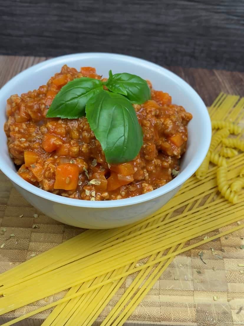 Bolognese Sauce mit Nudeln