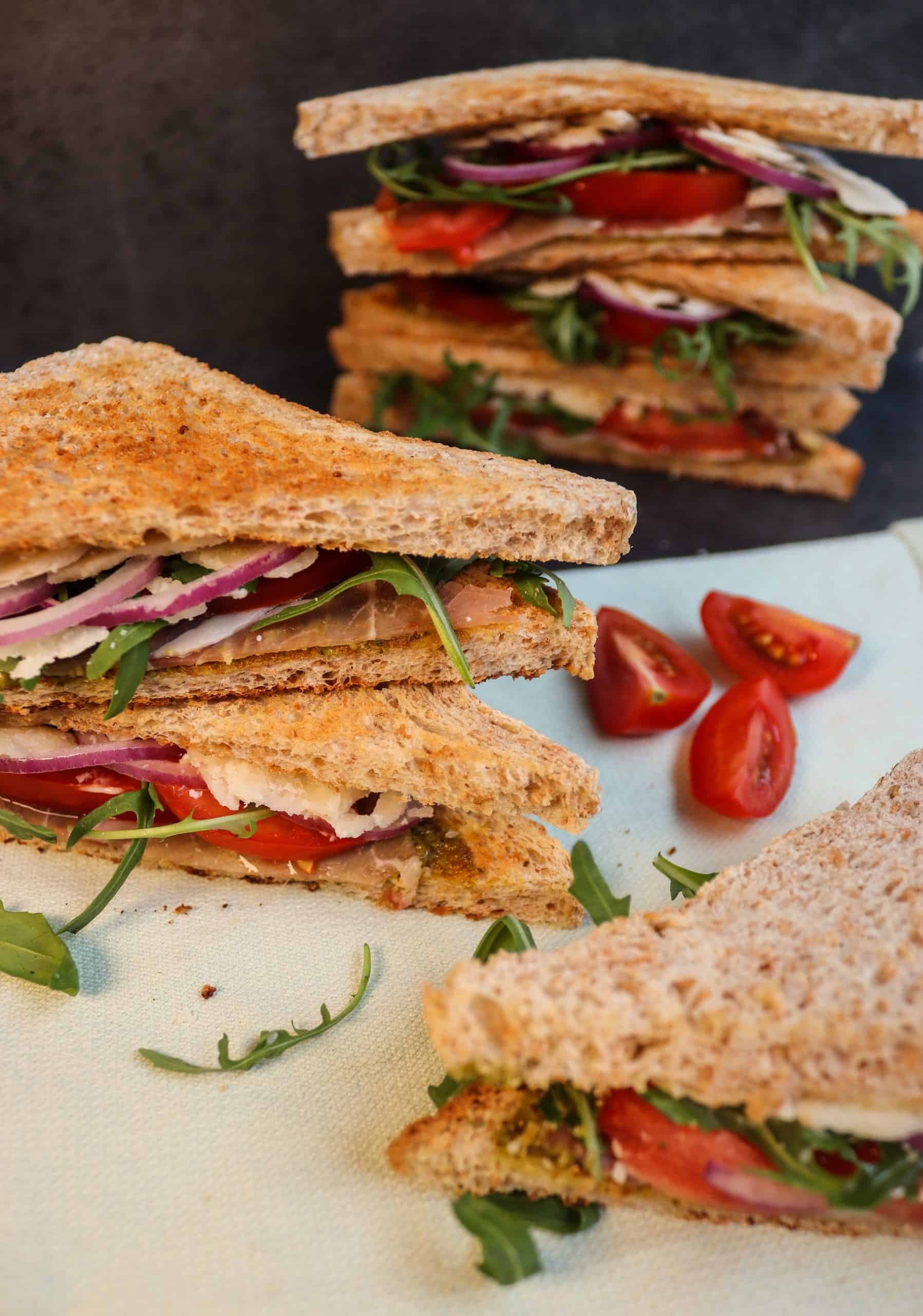 Leckere italienische Sandwiches - super einfach und sehr köstlich!